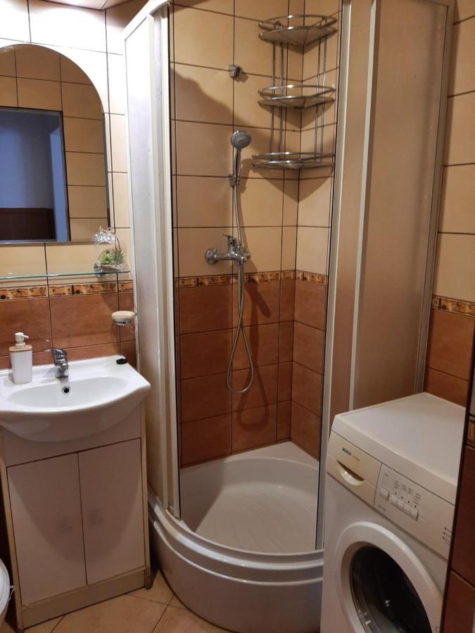 Apartament Piastowska Apartment Kamienna Gora Exterior foto
