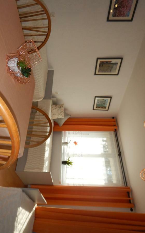 Apartament Piastowska Apartment Kamienna Gora Exterior foto
