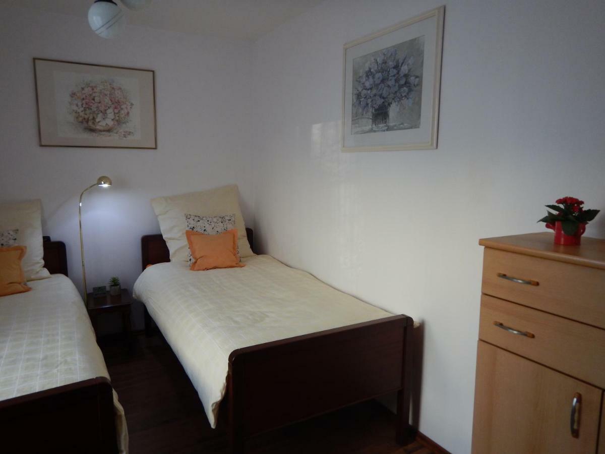 Apartament Piastowska Apartment Kamienna Gora Exterior foto