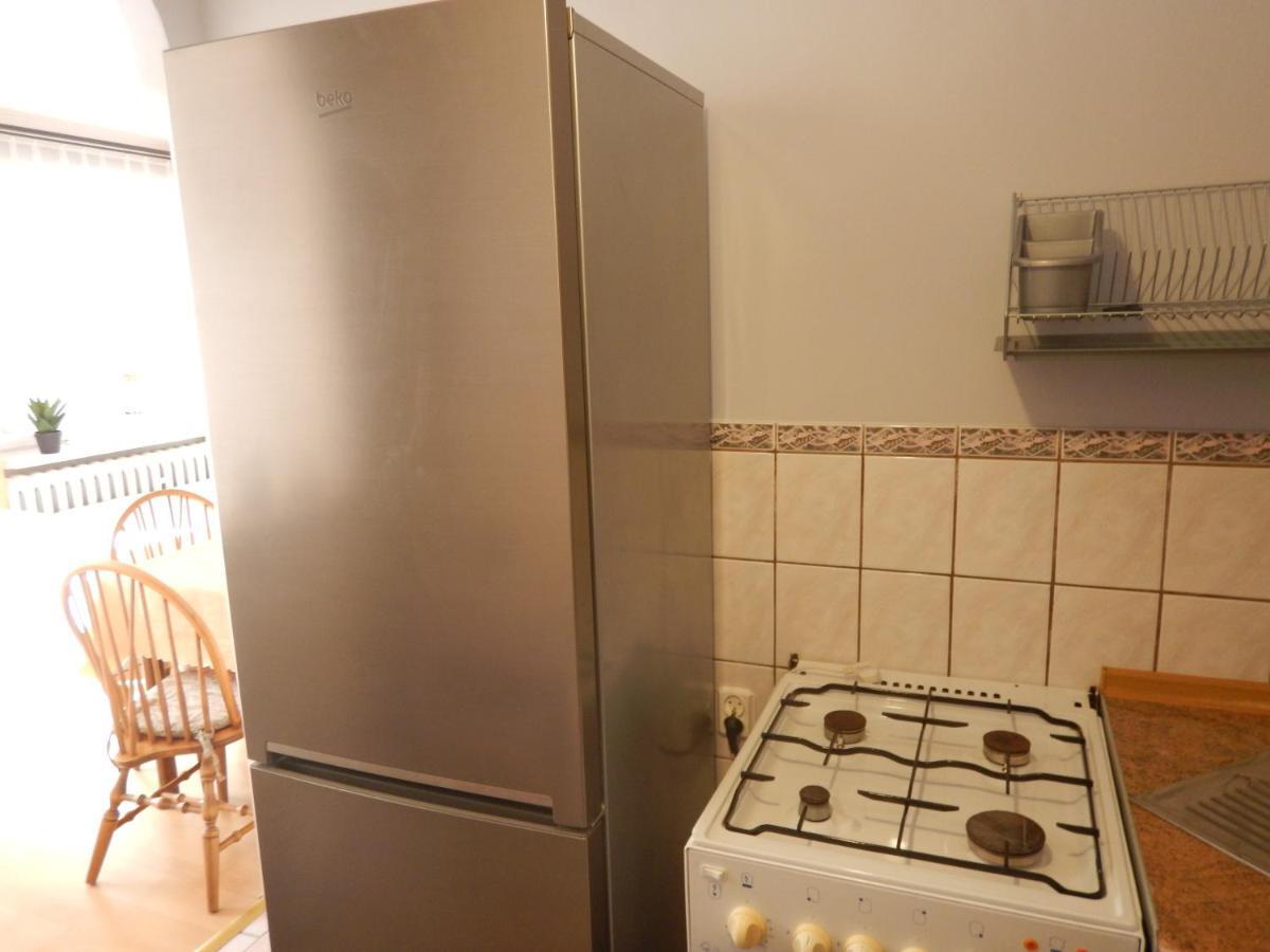 Apartament Piastowska Apartment Kamienna Gora Exterior foto